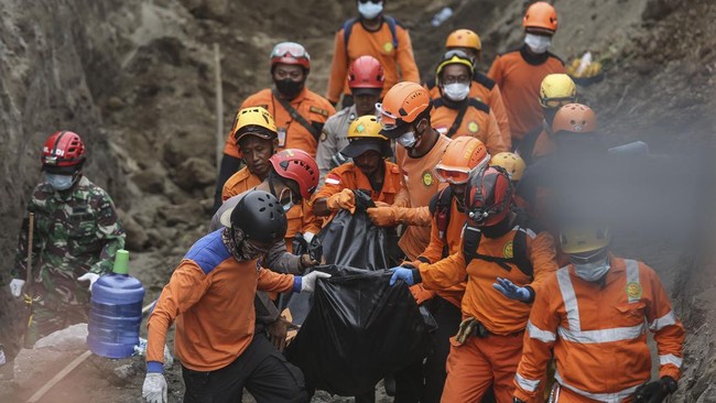 11 Pendaki Gunung Marapi Meninggal Dunia Dibenarkan Kepala SAR Kota