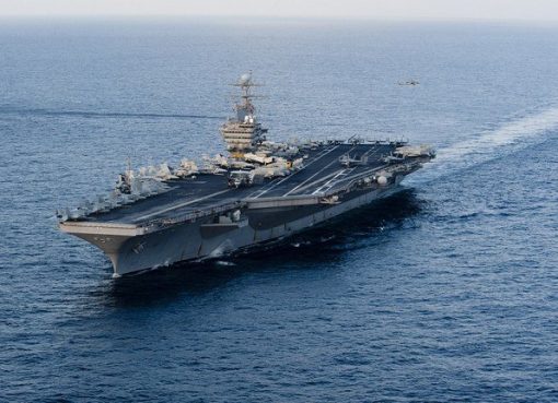 Kapal induk Abraham Lincoln dan pendukungnya berupa kapal dan pesawat tempur telah beroperasi di Laut Mediterania baru-baru ini. Foto (File AFP/Arab News)