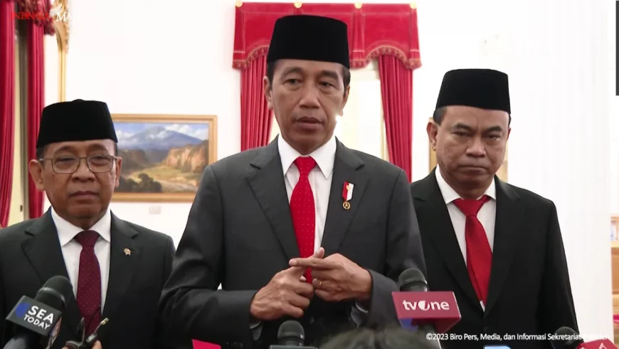 Presiden Joko Widodo usai melantik Budi Arie sebagai Menkominfo.