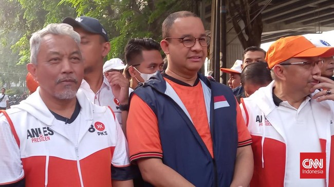 Senam bareng PKS-Anies Baswedan batal buntut pencabutan izin pakai Stadion Candrabhaga Bekasi.