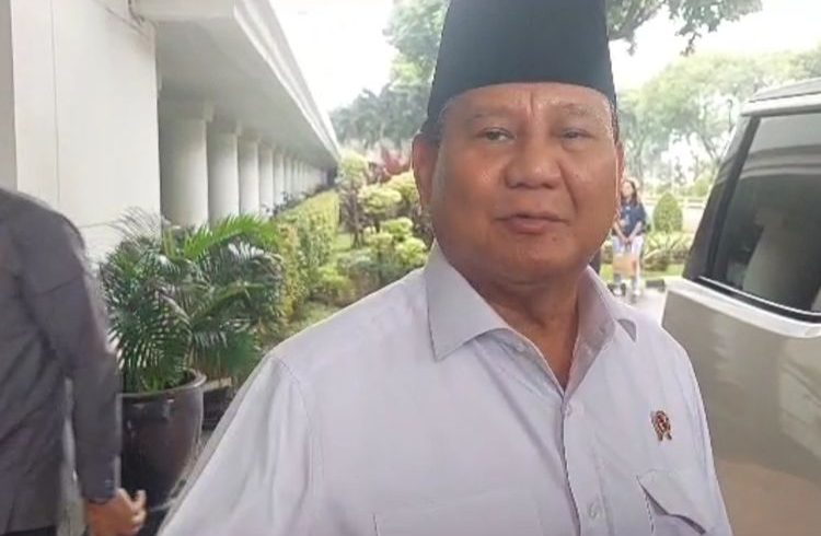 Menteri Pertahanan Prabowo Subianto di Gedung Kementerian Sekretariat Negara, Kamis (6/7/2023).