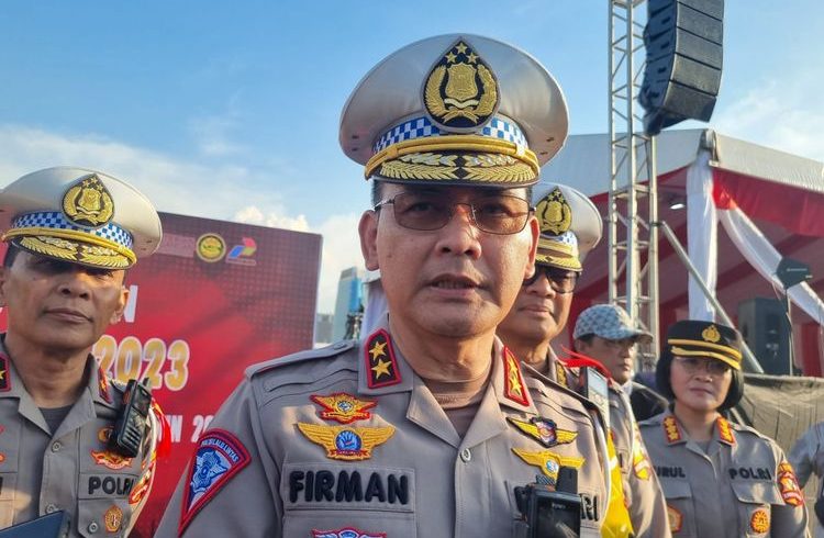 Kepala Korps Lalu Lintas (Kakorlantas) Polri Irjen Firman Shantyabudi di Lapangan Silang Monas, Jakarta.