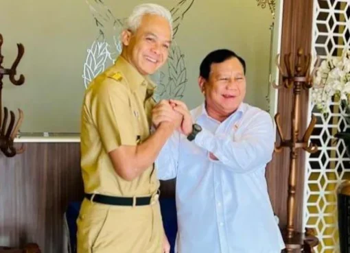 Prabowo Subianto dan Ganjar Pranowo di Festival Belajaraya 2023 Jakarta.