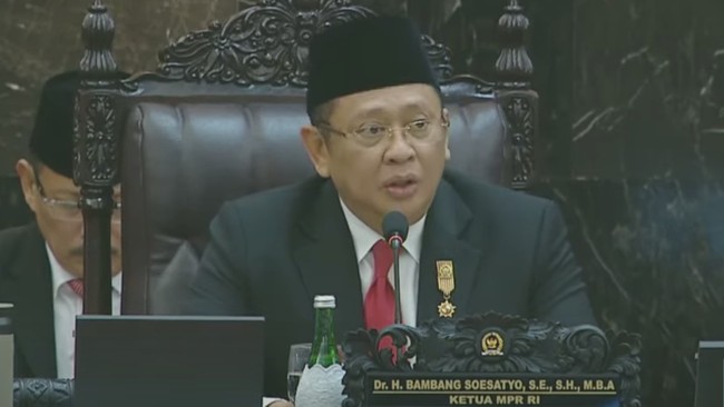 Ketua MPR Bambang Soesatyo (Bamsoet) menyebut 222 orang anggota belum hadir saat Sidang Tahunan MPR 2023 dimulai.