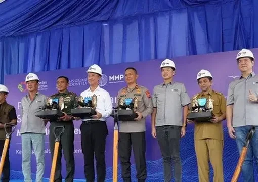 Peletakan batu pertama di kawasan MMP Site Kariangau, Balikpapan, Senin (11/9/2023).