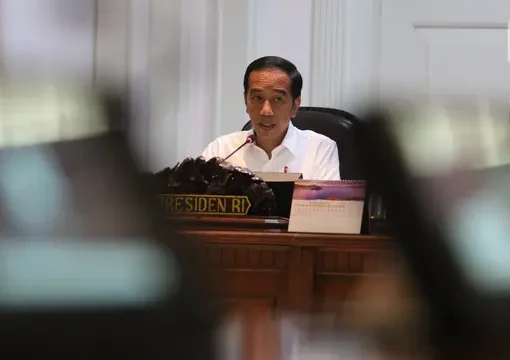 Presiden Joko Widodo atau Jokowi memimpin rapat terbatas (ratas) di Kantor Presiden, Jakarta, Rabu (30/10/2019).