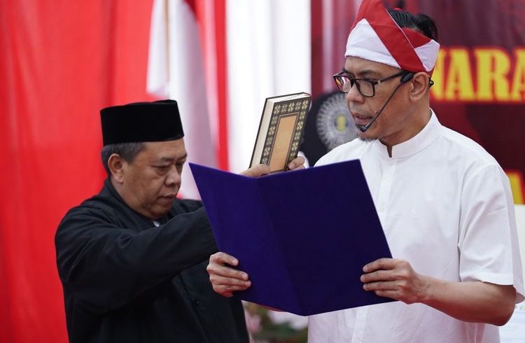 Mantan Sekretaris Jenderal (Sekjen) Front Pembela Islam (FPI) Munarman menyatakan ikrar setia kepada Negara Kesatuan Republik Indonesia (NKRI) di Lapas Kelas IIA Salemba, Selasa (8/8/2023).