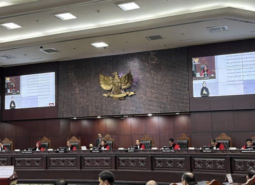 Ketua Mahkamah Konstitusi (MK) Anwar Usman dalam sidang uji materi UU Nomor 7 Tahun 2017 tentang Pemilu diajukan pada 14 November 2022. Gugatan yang teregistrasi dengan nomor 114/PPU/XX/2022 itu menyoal sejumlah ketentuan, di antaranya Pasal 168 ayat (2) tentang sistem pemilu.