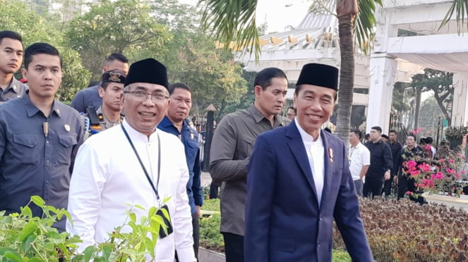 Presiden Jokowi bersama Ketum PBNU Gus Yahya.