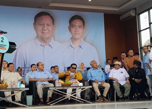 Kampanye capres Prabowo Subianto di Tasikmalaya dihadiri pesulap top Limbad.