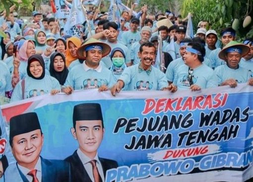 Ratusan pejuang Wadas Jawa Tengah mendeklarasikan dukungan kepada paslon nomor urut 2 Prabowo Subianto-Gibran Rakabuming Raka.