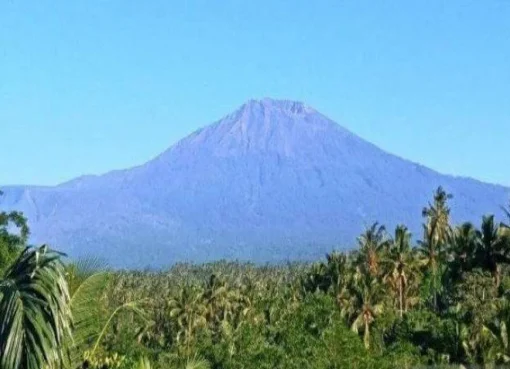 Gunung Rinjani.